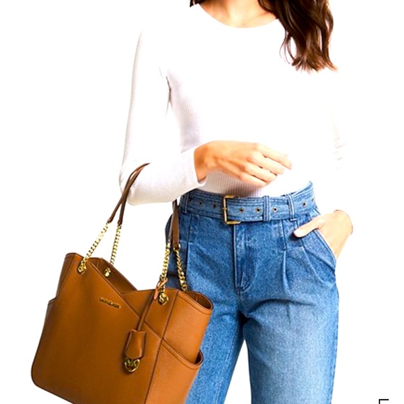 Michael Kors Jet Set Large Saffiano Leather bag - Picture 3 of 10